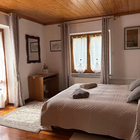 Casa Monica サント・ステーファノ・ディ・カドーレ